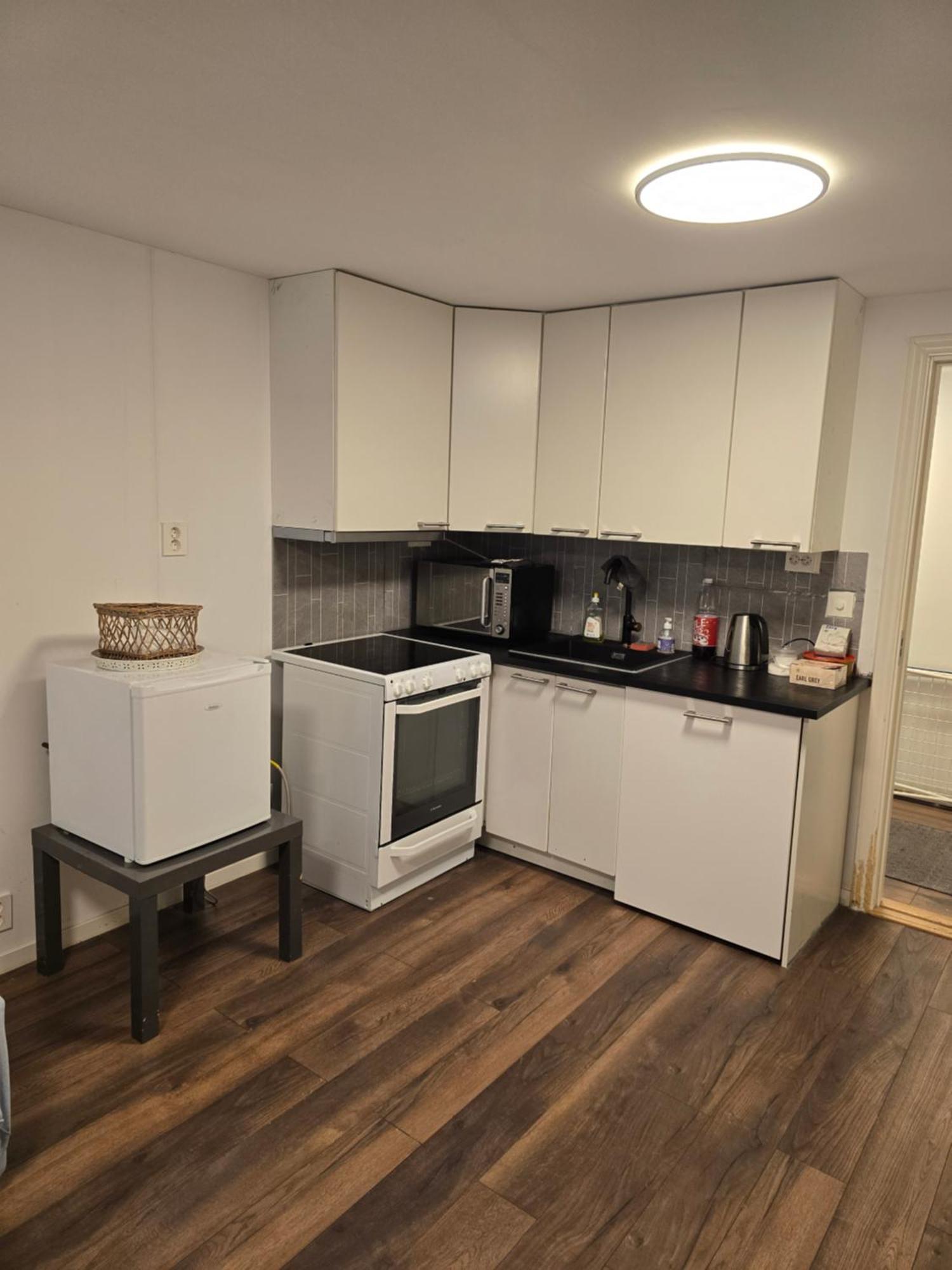 Beautiful 2 Rooms Apartment In Klofta,Near Oslo Airport& Oslo Exterior foto